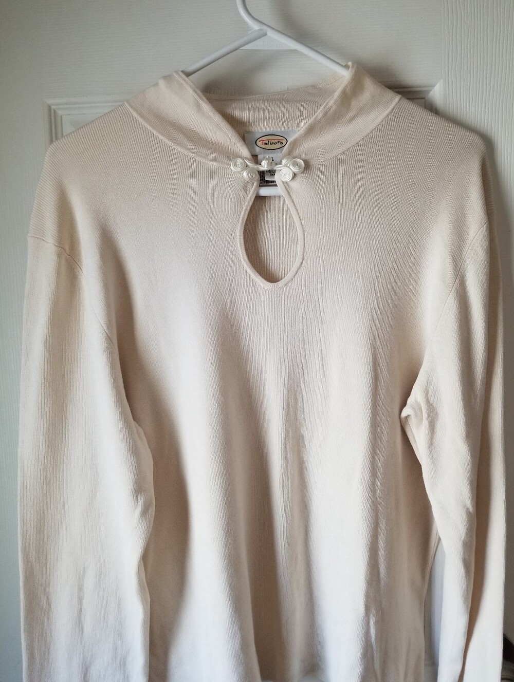 ❗Talbots Vintage Cream Keyhole Top XL❗